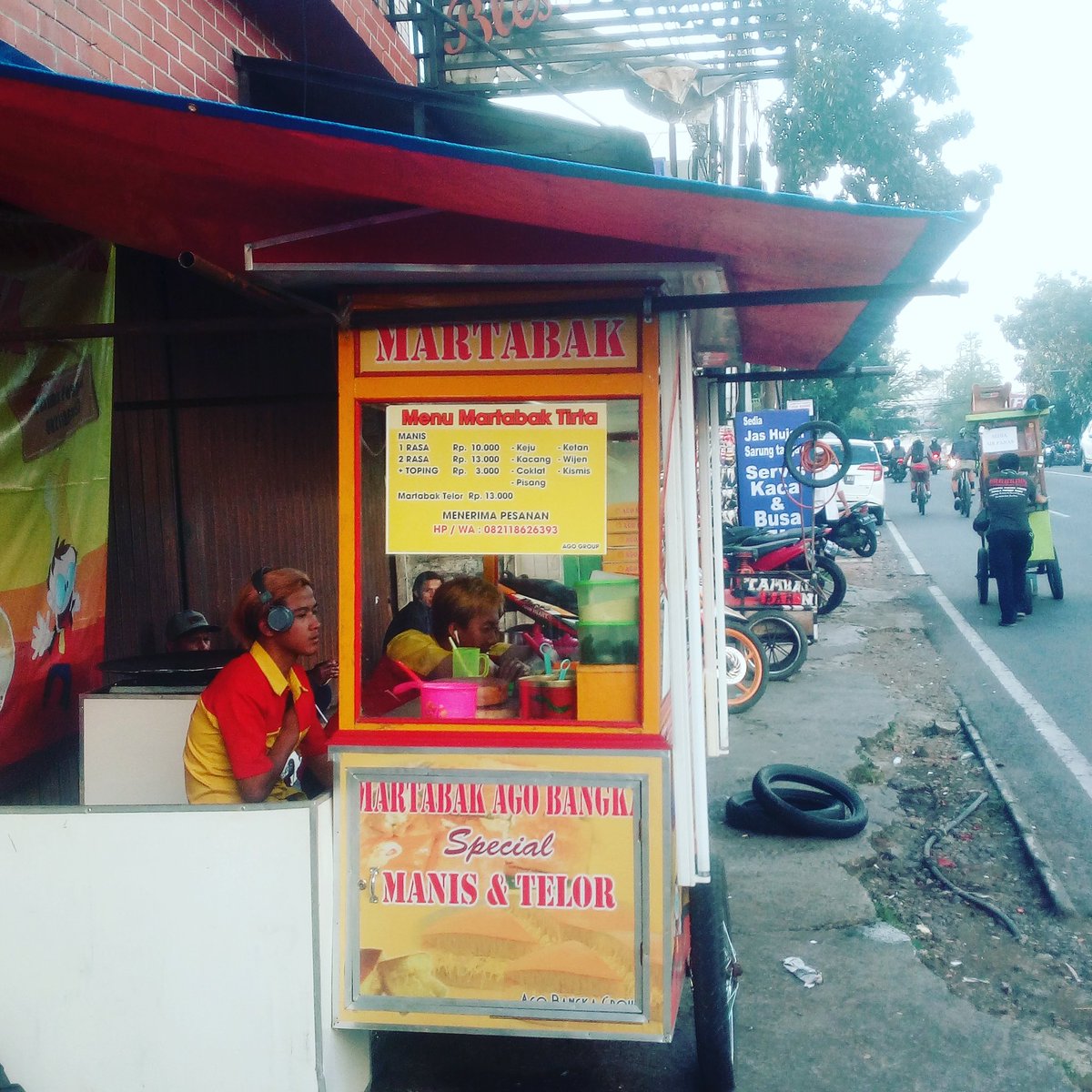 hendriyanto_13's tweet photo. mangga di order martabak SAPULUHRIBUAN. Harga murah tapi rasa bukan murahan...@CAKRA905FM @detiksport @esteepsi https://t.co/YQNHXIxR5v