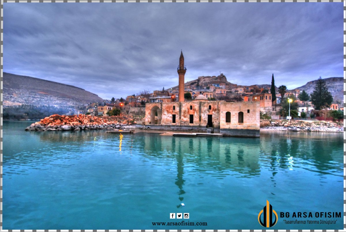 Arsa Ofisim olarak Şanlıurfa’nın düşman işgalinden kurtuluş yıl dönümünü kutluyoruz. 

Kahraman şehit ve gazilerimizi rahmet ve minnetle anıyor, tüm Şanlıurfalı vatandaşlarımıza saygılarımızı sunuyoruz. #pazar #duyguozaslan #SuluNevsin #Neymar #urfanınkurtulusu #Urfa