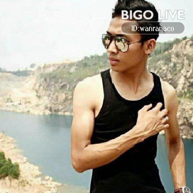 AMNANASUHA3's tweet photo. Come and see ꧁ᏔᎪNᎡᎪNᎪᏟᎾᴬᴵᴳ's LIVE in #BIGOLIVE: Pk 9:00PM  
https://t.co/CtEDMhOFVQ https://t.co/23yfPOOvC8