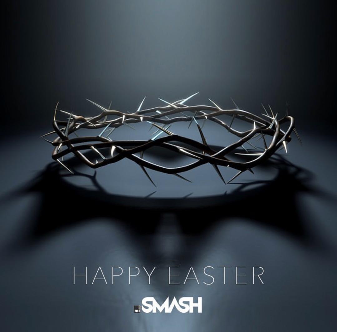 Crown of shadows celia s. Терновый венок и корона. Корона из железа. Crown of shadows. Crown of shadows.