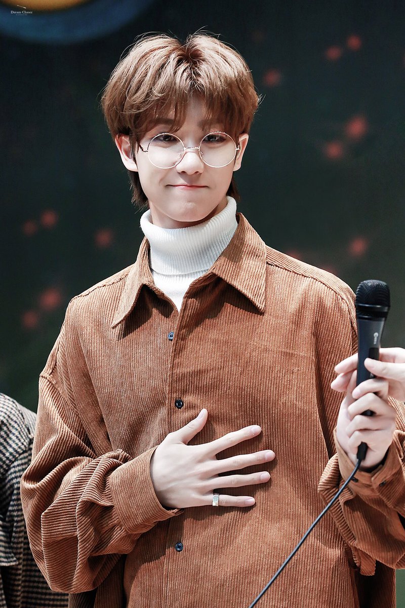 A thread of Minghao        as      ᵐⁱⁿᵍʰᵃᵒ