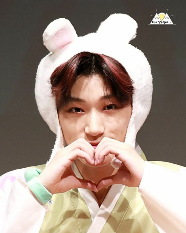 ~ Thread of my favourite  rabbits because it's Easter 