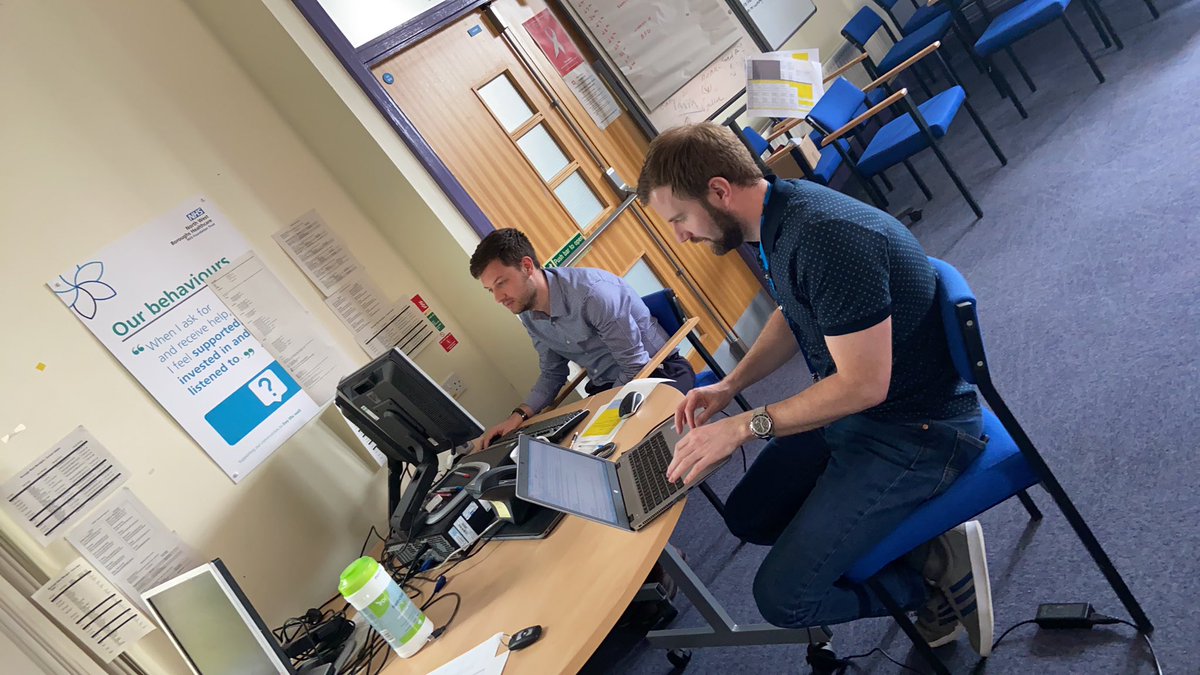 HazelHendriksen's tweet photo. @NWBoroughsNHS lots of staff working really hard across our services on Easter Sunday #thankyou Iโm working behind the scenes with members of the Incident Management Team #everyonepullingtogether https://t.co/pmHvgqggr7
