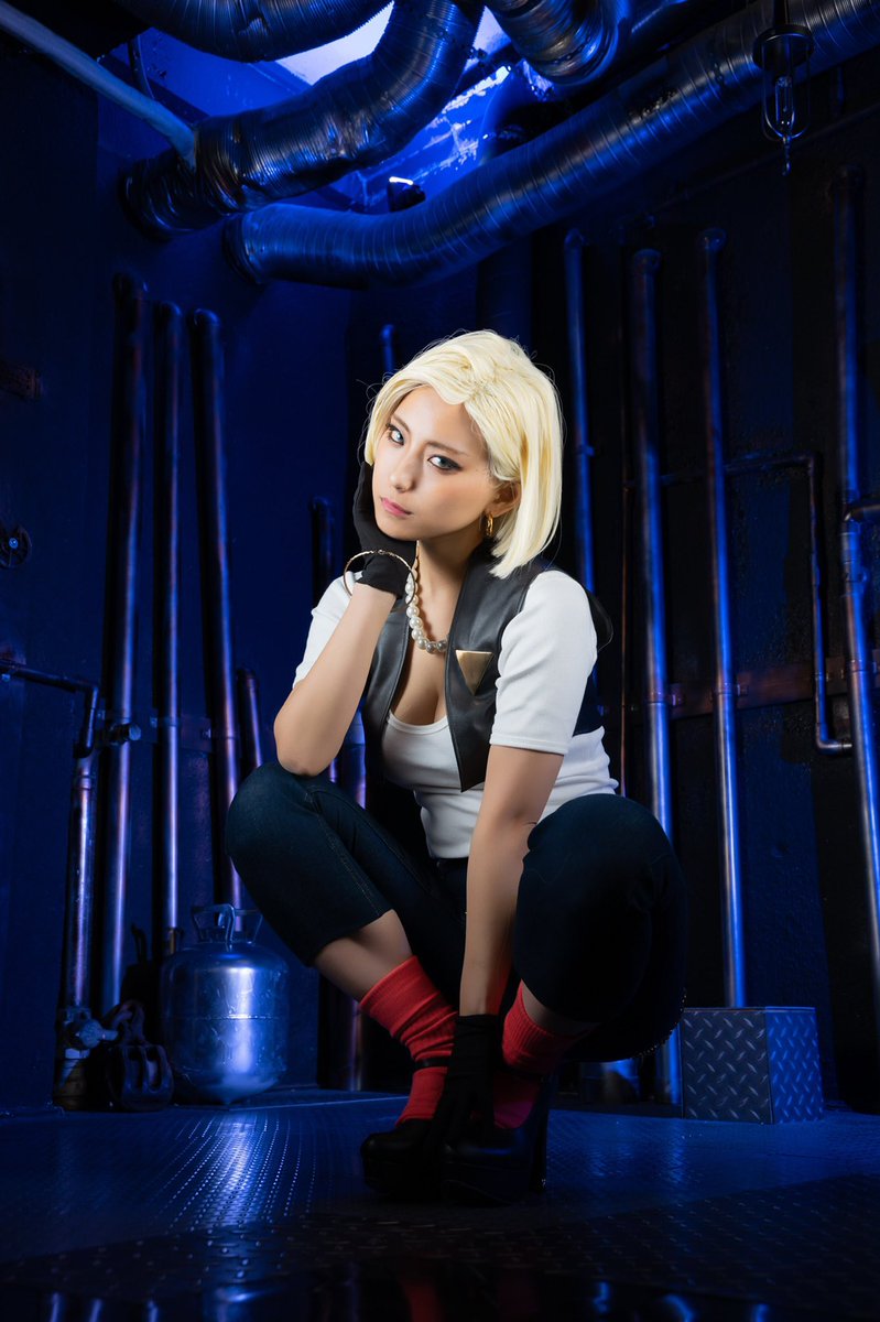 ドラゴンボール・人造人間18号のコスプレ