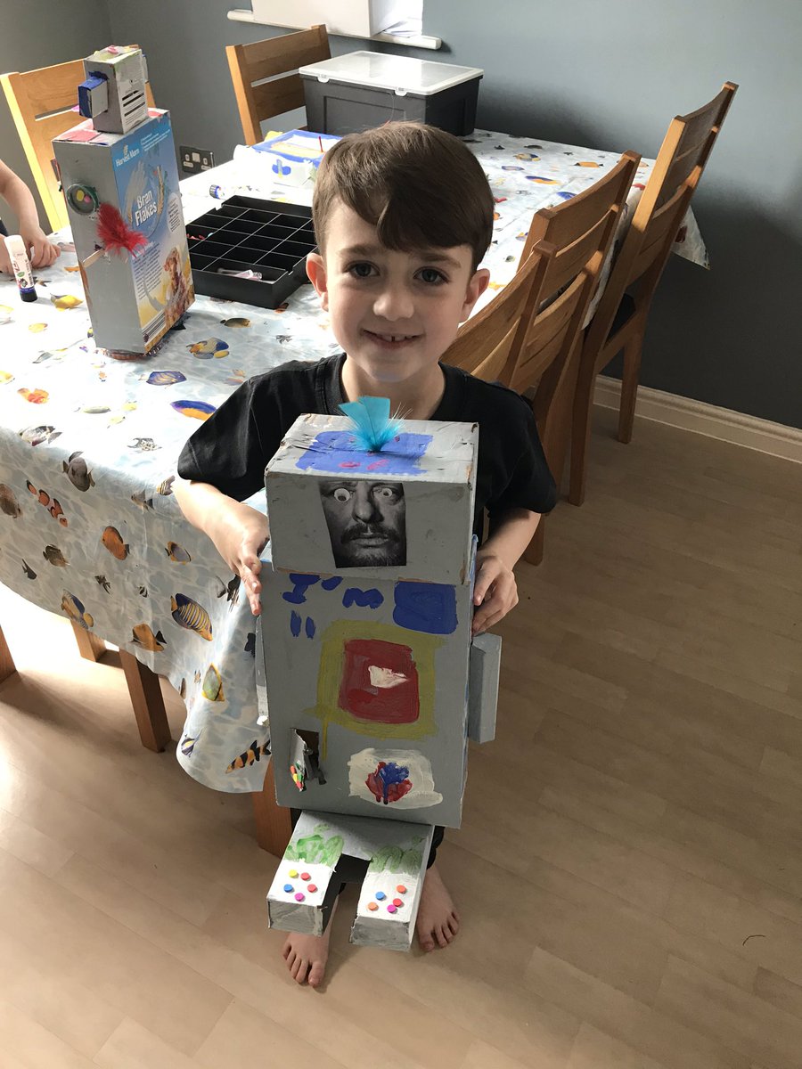 antsryder's tweet photo. Charlie’s home work was to build a robot. Love how he used @officialswr face. We give you Shaun Rybot #itsdare https://t.co/rNqrE2Dvbv