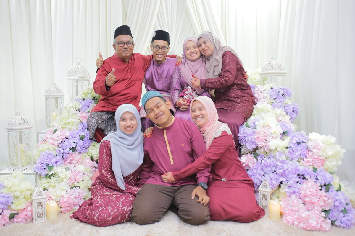julia_ghani's tweet photo. Wajah-wajah yang dirindui. Semoga dalam lindungan Allah semuanya 🥺♥️ https://t.co/2j7hdVvowg