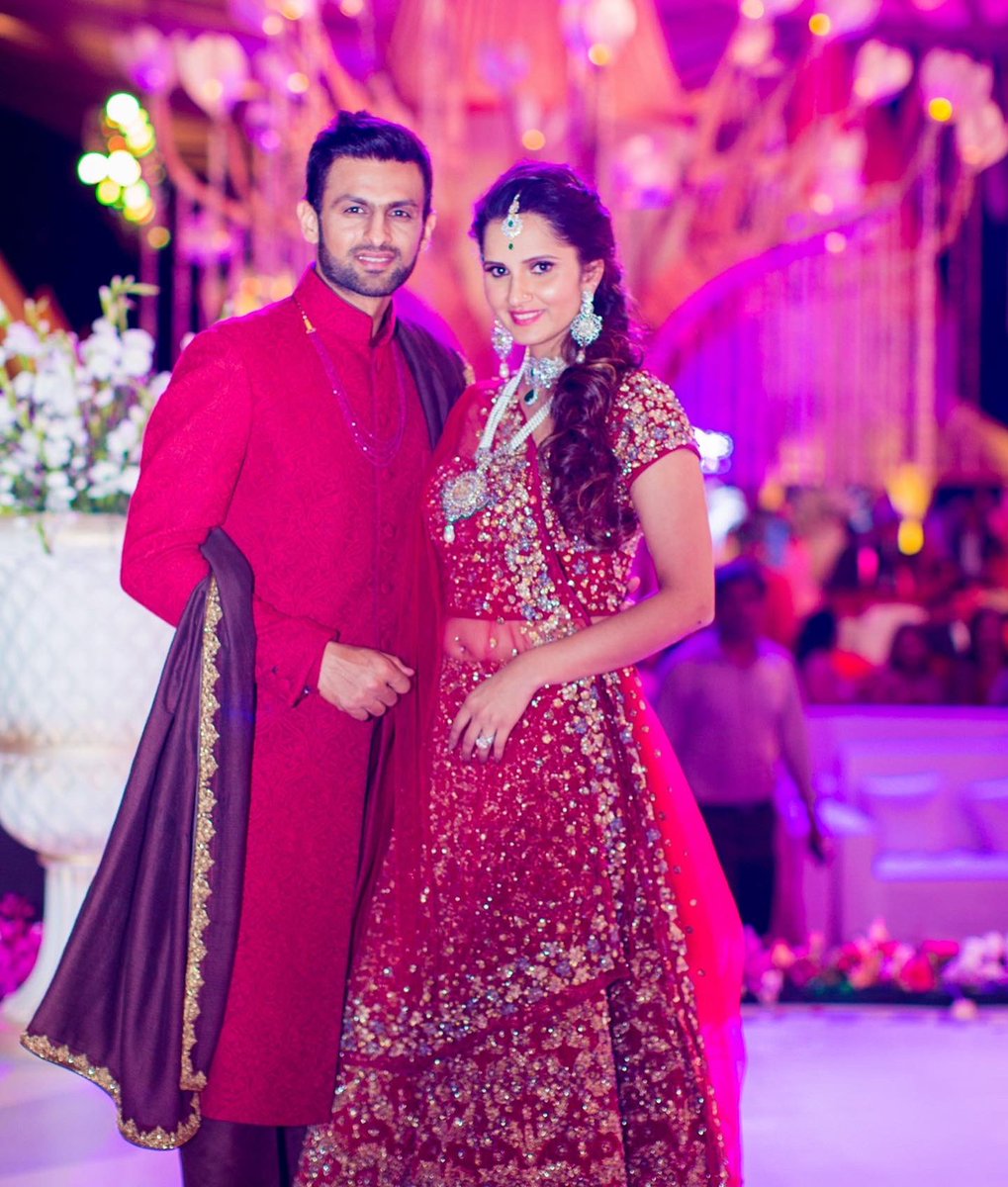 MirzaSania's tweet photo. Happy Anniversary @realshoaibmalik 😌🤗
A decade of being married looks like this!! Expectation vs reality 😅😂
Swipe right for reality ➡️ https://t.co/z7i1G5yrMH