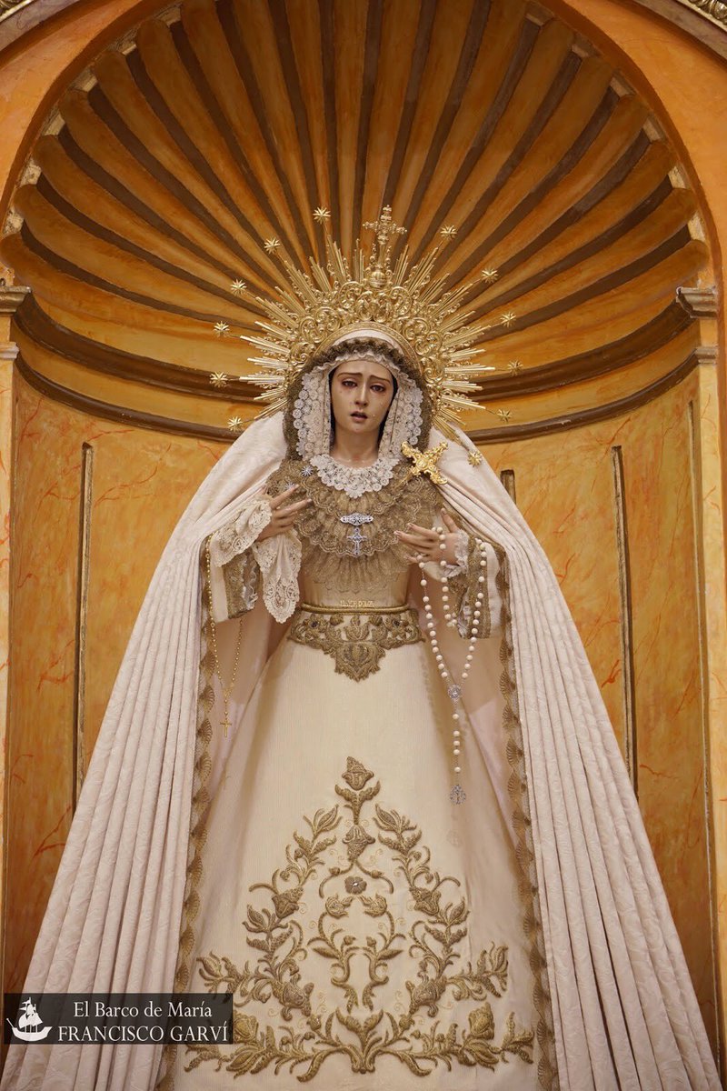 Alégrate reina del cielo, aleluya;

Porque el que mereciste llevar en tu seno, aleluya;

Resucitó según dijo, aleluya;

Ruega por nosotros a Dios, aleluya.

📷 El Barco de María.