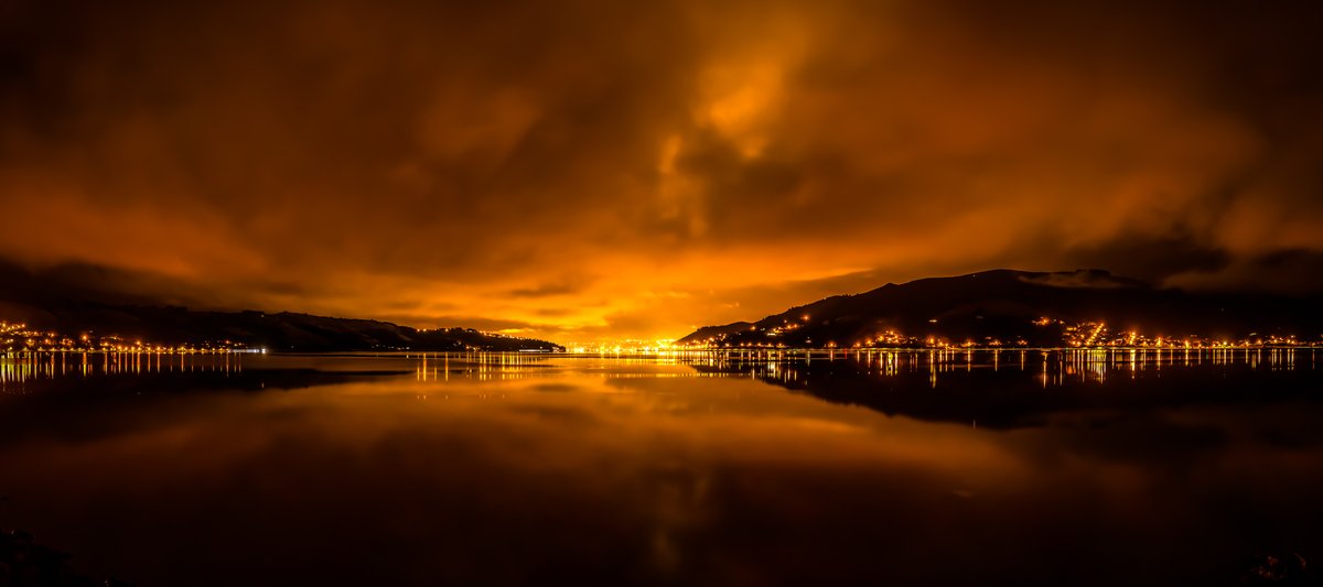 Right folks, off for my midnight  #PaulsWalk on Otago Peninsula, continue this tomorrow. So here's some Otago Peninsula  @Lovedunedin at night #BitsOfNewZealand Take care all, be safe, and think of the rewards we will have when we are out of  #Lockdown  #NZLockdown  #COVID19nz