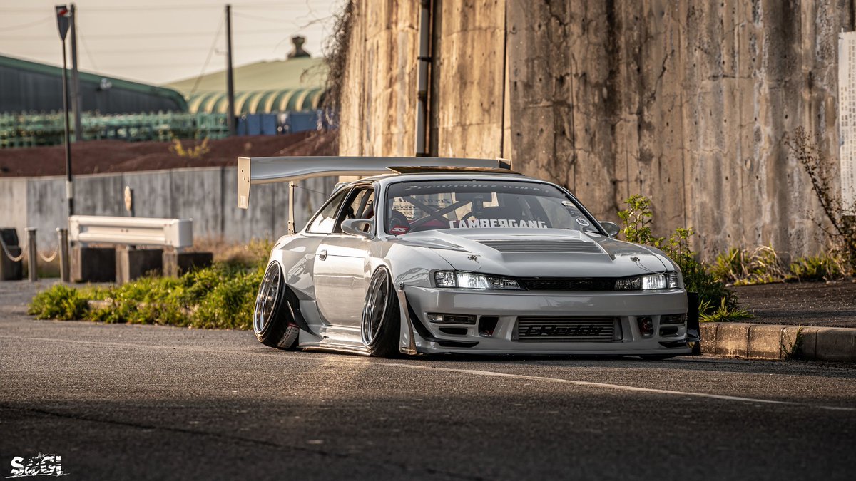 anikis14's tweet image. シルビア完成しました
A.BASEにて製作していただきました
フロント、リアフェンダー 製作
フロントバンパー 加工製作

形状反り等々 他にも細部までの拘りを形にしていただきました
完成イメージ、製作過程での実際見て要望変更に柔軟に対応して頂いて感謝しかないですありがとうございました🙏