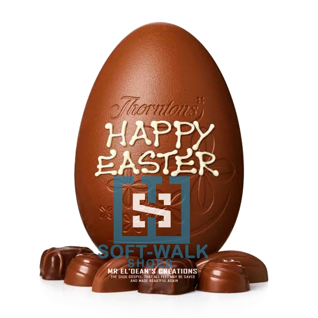 шоколад на пасху. в каком шоколадном яйце. шоколадные яйца на пасху. шоколадные яйца. форма для шоколадных яиц.