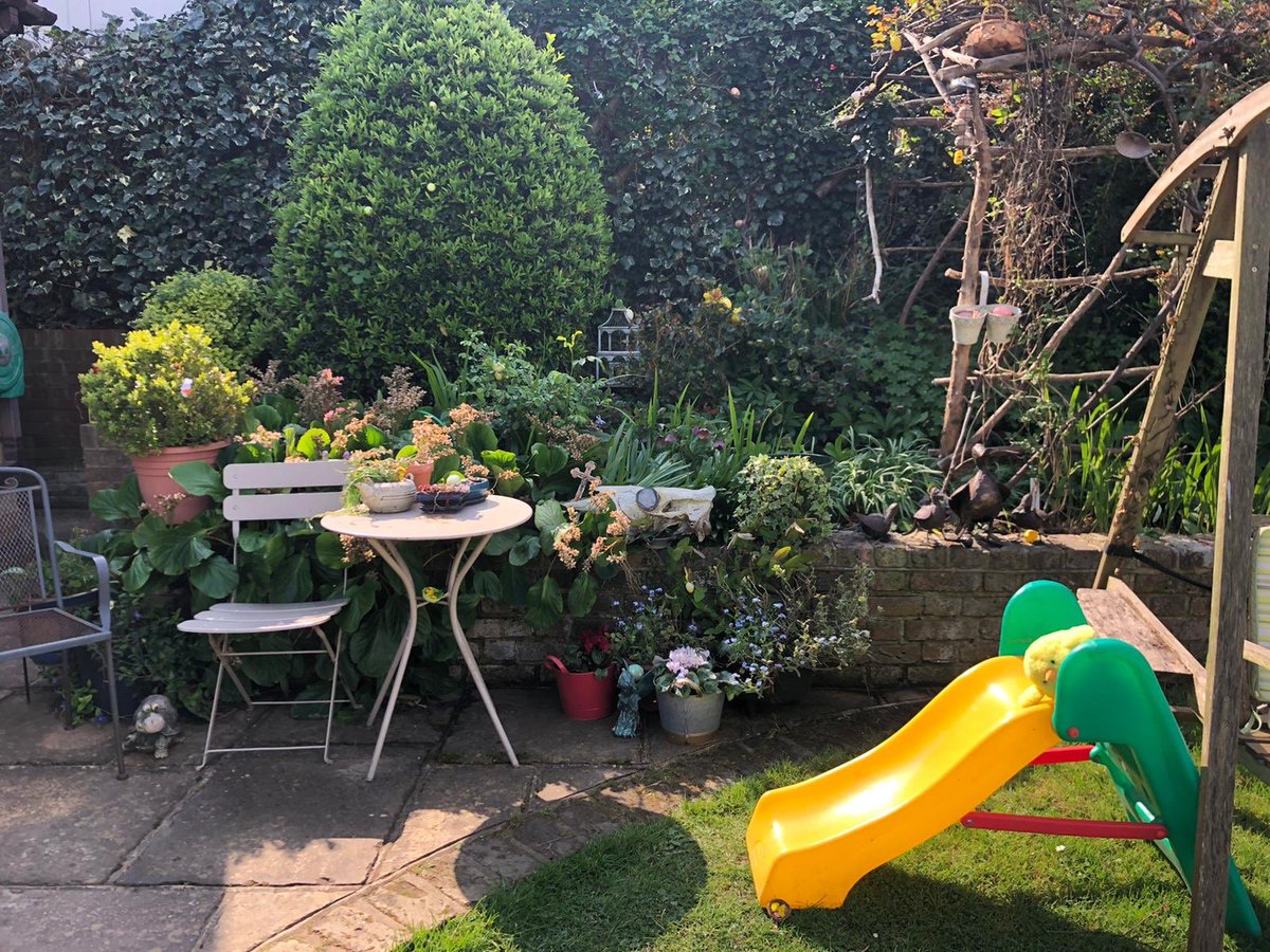 ToriHerridge's tweet photo. Easter hunt time! Courtesy of my mum, who made this for her grandkids in #lockdown...

23 eggs
10 chicks
2 bunnies 
3 baskets
1 crucifix
 1 stone https://t.co/JWFJHCVRHr