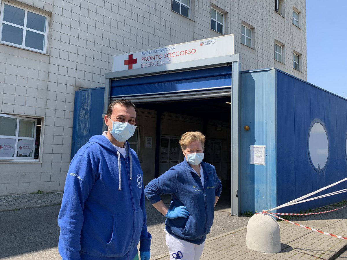 ASLRoma1's tweet photo. Il #viceministro @piersileri con il direttore #aslroma1 #AngeloTanese in visita al #Sanfilipponeri #covidcenter 🐣per portare un saluto per la festività e parlare con gli operatori sanitari #andratuttobene #Covid_19 @MinisteroSalute https://t.co/gmLCih07jJ