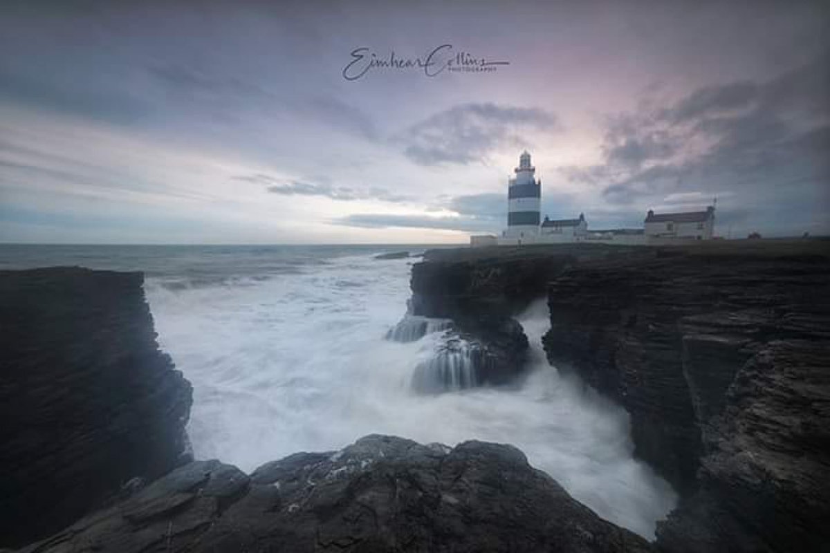 hooklighthouse's tweet photo. Wishing you all a very Happy Easter today, May you all find joy in something lovely in your lives today. 💙 we are loving this beautiful capture of Hook by @eimhearcollins
・・・
High Tide at Hook Lighthouse
#hooklighthouse 
#wexford 
#seascapes 
 #Ireland #Easter https://t.co/9YHTq0Knff