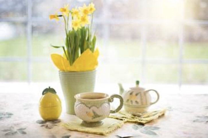 crowncarpetspar's tweet photo. All the team at Crown Carpets would like to wish everyone a lovely Easter! 🐣🌼 https://t.co/RHv0x7EXXM