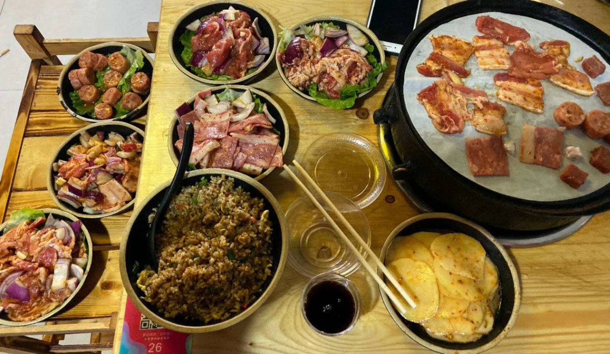 Lizzy43896557's tweet photo. I miss these snacks sooooo much😭 https://t.co/ypqwe2cFvD