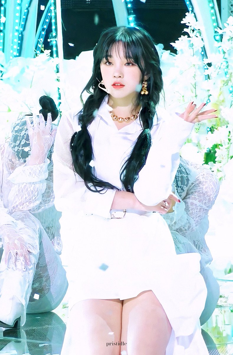 (G)I-DLE YUQI (우기) tweet media