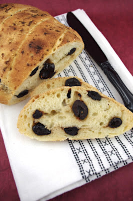  #IsolationBaking recipe # 48 No-Knead Olive Oil Bread with Olives This great & simple recipe makes enough dough for four 1-pound loaves. Perfect for pizza, focaccia (will share a recipe) or olive bread. Store in the refrigerator for up to 2 weeks. Works fine chilled.