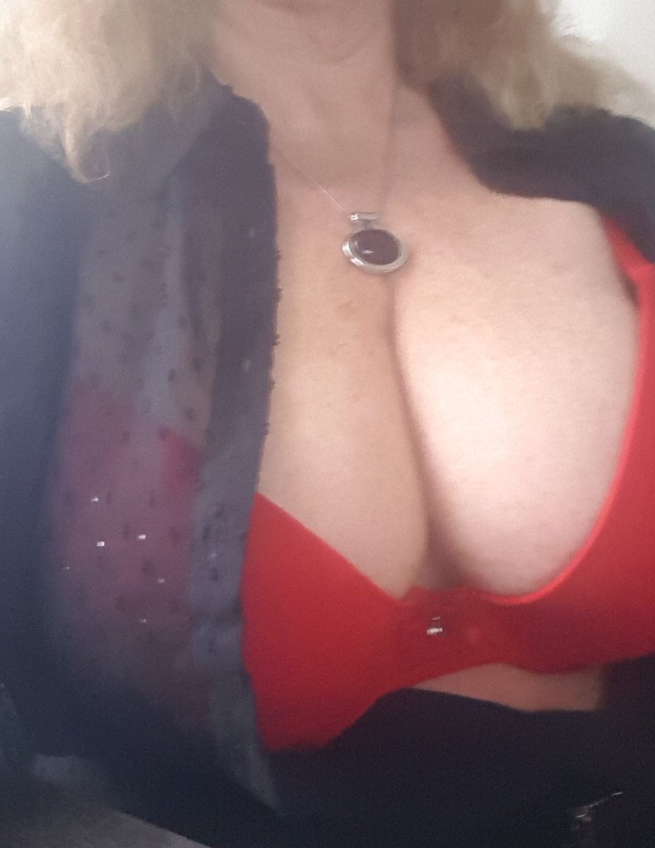 Perfectlady_org's tweet photo. Lets have a happy easter together😍💋💓💝💋💓💝💋💓💝💋💓💝💋💓💝💋💓💝💋💓💝💋💓💝💋 https://t.co/22Ukyjbe49