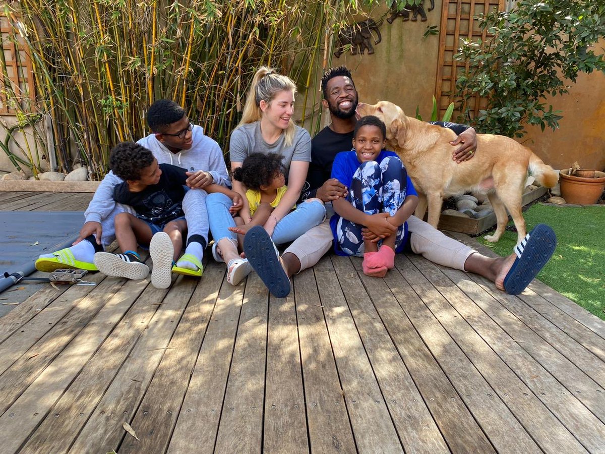 Wishing you all a Happy Easter from the Kolisi’s. Stay home, stay safe ♥️