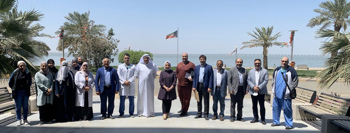 اجتماع مجلس إدارة #مستشفى_الصدري  الرابع منذ أزمة #كورونا_المستجد
يجتمع مجلس إدارة المستشفى بشكل إسبوعي لمناقشة جميع الخطط والبروتوكولات والسياسات والعمل على تنفيذها.