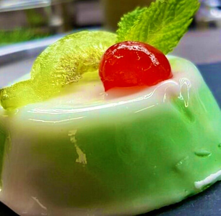 Per evitare gli assembramenti quest’anno a #Pasqua in #Sicilia il dolce è monoporzione e diventa #cassatina 😋 

Non sarà #Pasqua con chi VUOI  ma.... con chi ti MANCA ❣️

#cassata #pasquaacasa #Resurrezione #TradizioniPasqualiNelMondo #Palermo #sicily #12aprile #HappyEaster2020