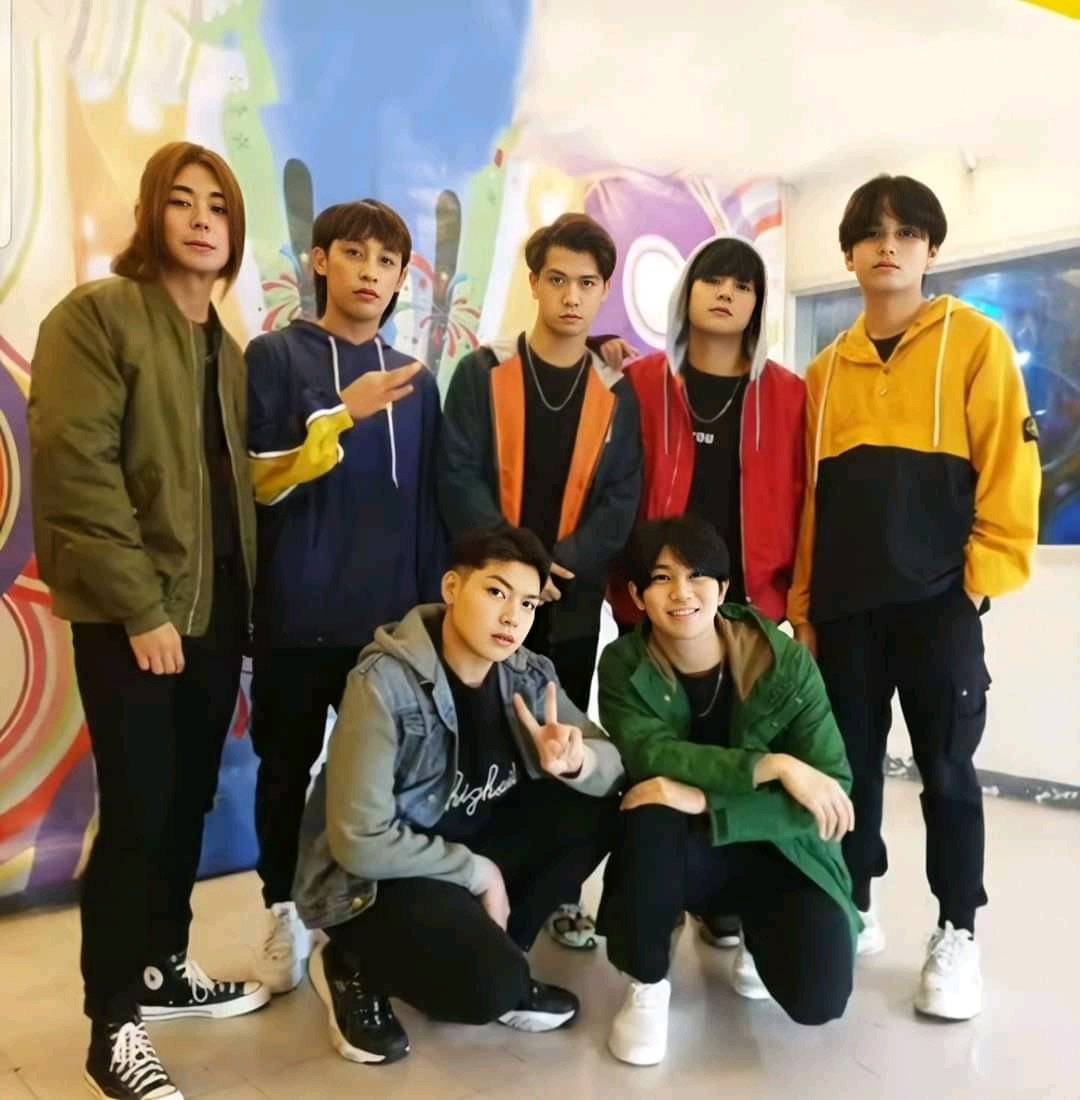 JPpearls0's tweet image. Guys wag kayo papabudol because 

THIS PHP CAN BE                   THIS PHP
@joxstyles @rhadz_ @JPsoliva @yukito_kanai @YUUKIITO_ @xxivchrls @_Rentao
@_PHPMusic | #PHPMusic 
#PHP_PowerTripEP1