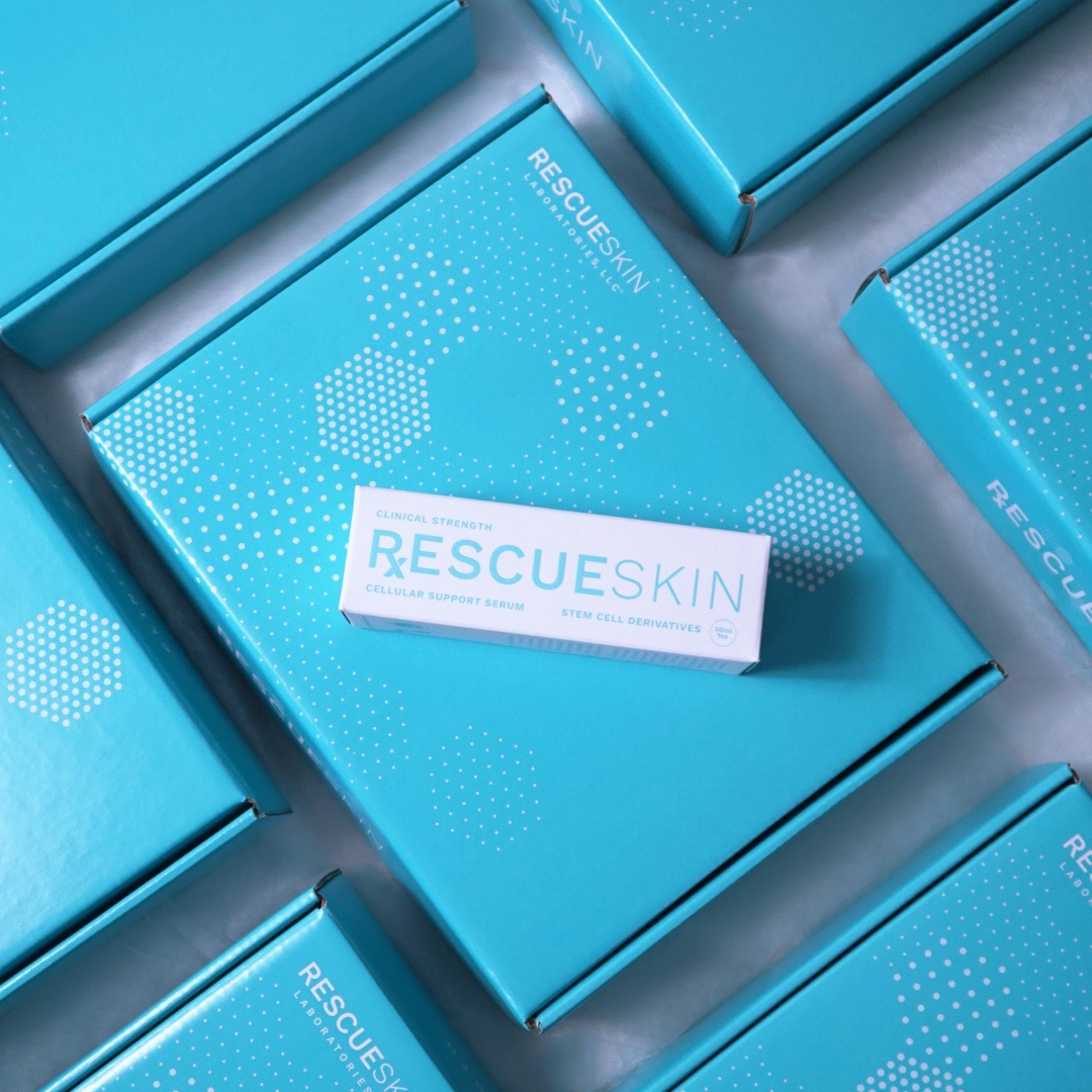 Serums help give your skin a fresher, younger and healthier appearance.
Start your mornings with our new clincal strength serum.
#rescueskin