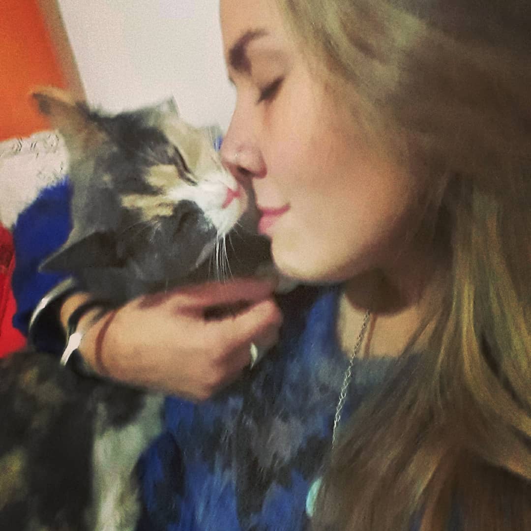 aalfong's tweet photo. ☡ LA PLATA ☡
Necesito que me ayuden a difundir. Es la única forma de dar con quien la tiene. Estoy desesperada buscando a Runa. Se la llevaron de Chascomús en septiembre. El único dato que tengo es que esta allá. NO SE QUÉ ZONA.
OFREZCO RECOMPENSA 🙏 https://t.co/HrzYVgMUTA