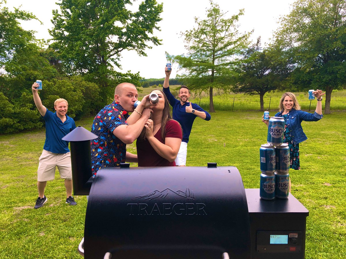 _jessmartin3's tweet photo. @BuschBeer #BuschWeddingGift #Sweepstakes Our Wedding was originally scheduled for Yesterday, April 18th. Instead we celebrated with @BuschBeer and @TraegerGrills #SocialDistancing https://t.co/xaKK5uTW36
