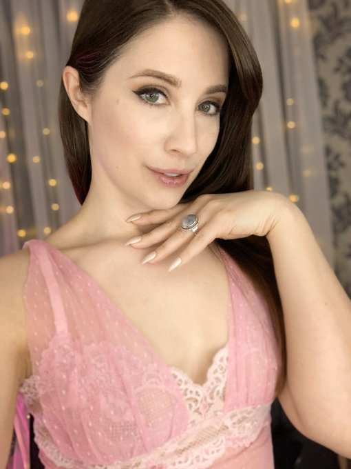 Online right now for the members-only webcam show on https://t.co/OjtJaIURlG ❤️ Cum play ✊💦 https://t<a href="/tag/mvsales"class="tags"><span>#mvsales</span></a>