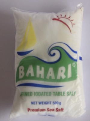 RedPepperUG's tweet photo. Pres. @KagutaMuseveni| the beans were not enough, but I am told the beans are available and will be sorted out. I was also informed salt is a problem, that it is coming from Kenya'--and wasn't enough. Pls Buy your own #mmunyu
#COVID19UG #coronavirus #RedPepperUpdate https://t.co/d2dvfoIb5d