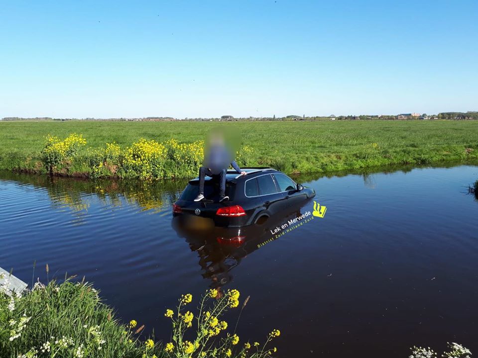 Stuurfoutje zorgt voor een nat pak -..