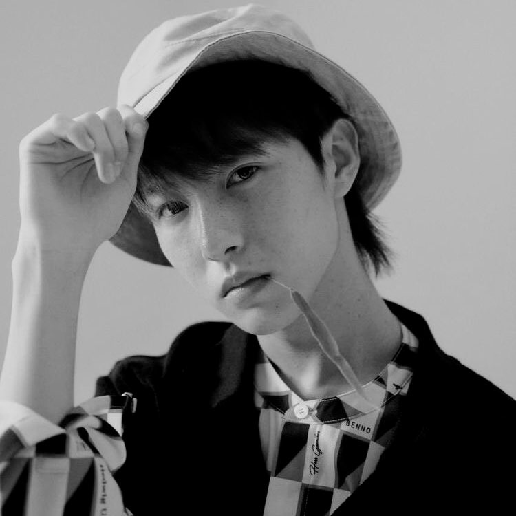 * 🏂 *

          、𝕲ingbell , huang renjun 📁
made in 00’s tdy I'll do แลกฟอล 𓐄 ตามทัก rt this and see you 🗯

( ยพท . ลฟตท )