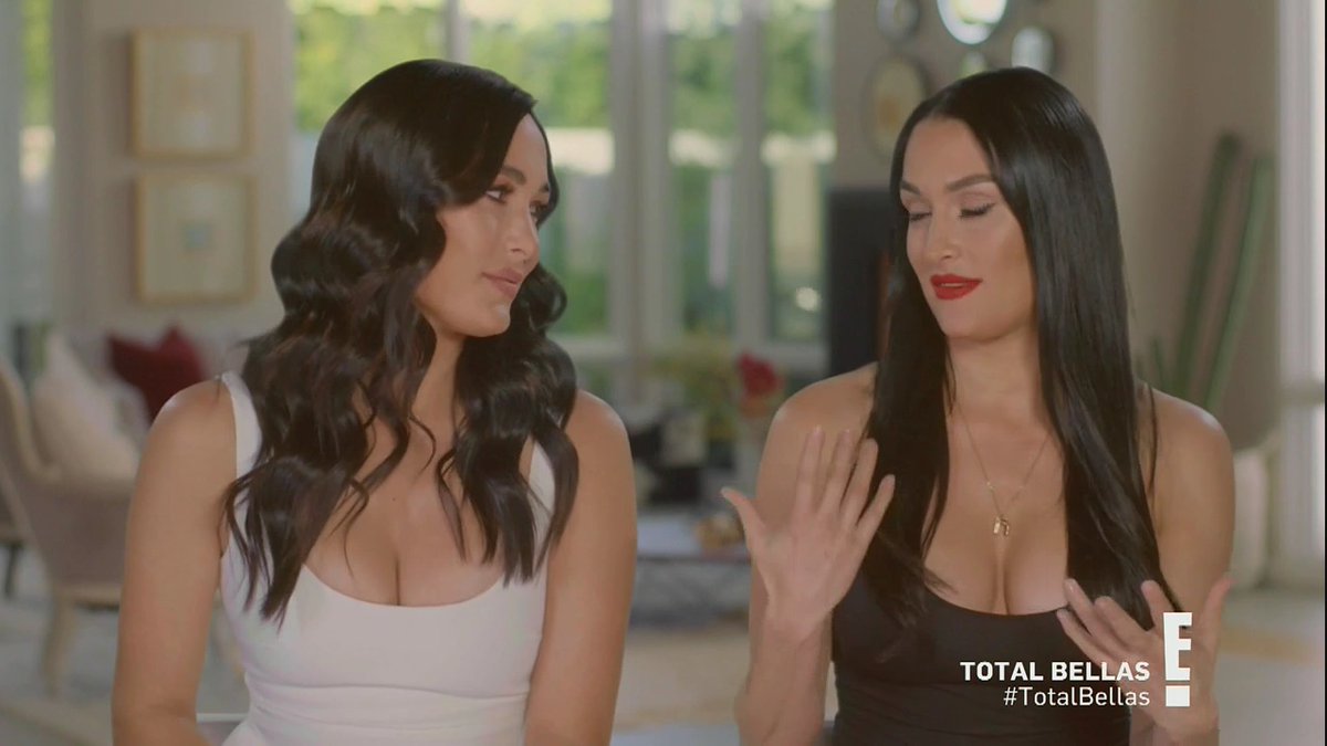 BTwinsCOM's tweet photo. Total Bellas > Season 5 > Episode Captures > Episode #3 (Bellas Without Borders): https://t.co/2qTqrkBUo5 https://t.co/9XL5bK1jUL