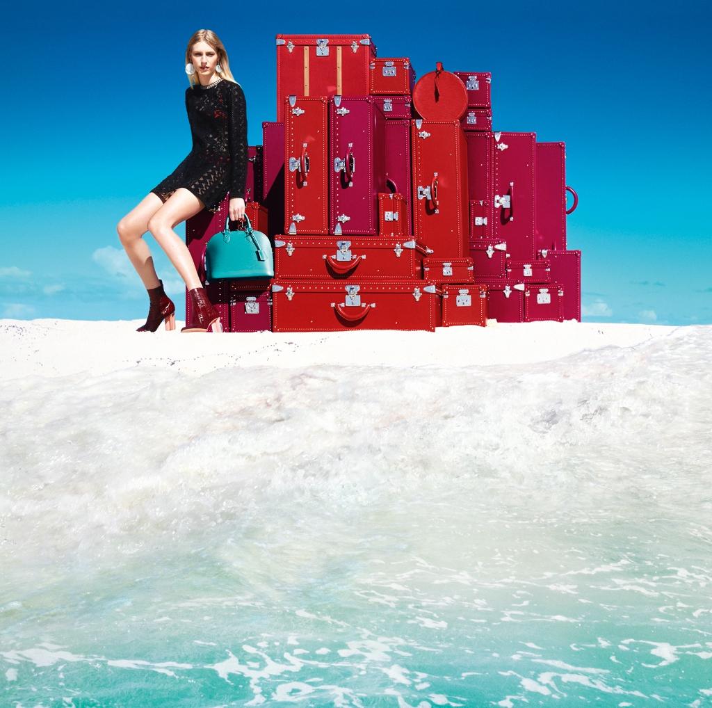 Louis Vuitton on X: Drawn to the sun, sand, and sea. In an image from a  past #SpiritofTravel Campaign, a #LouisVuitton Alma bag echoes the rich  turquoise hue of the Caribbean's world-famous
