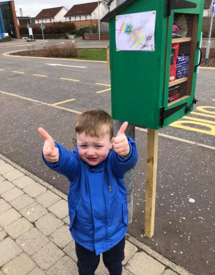 InchNorth's tweet photo. Absolutely. It was a risk - we weren’t sure how these random green boxes would be received, but they have been well and truly taken on by communities in the ❤️ of the neighbourhood. #StrongNotWrong #NeededNotNeedy #CompassionateCommunities https://t.co/q9KTmWvLE3