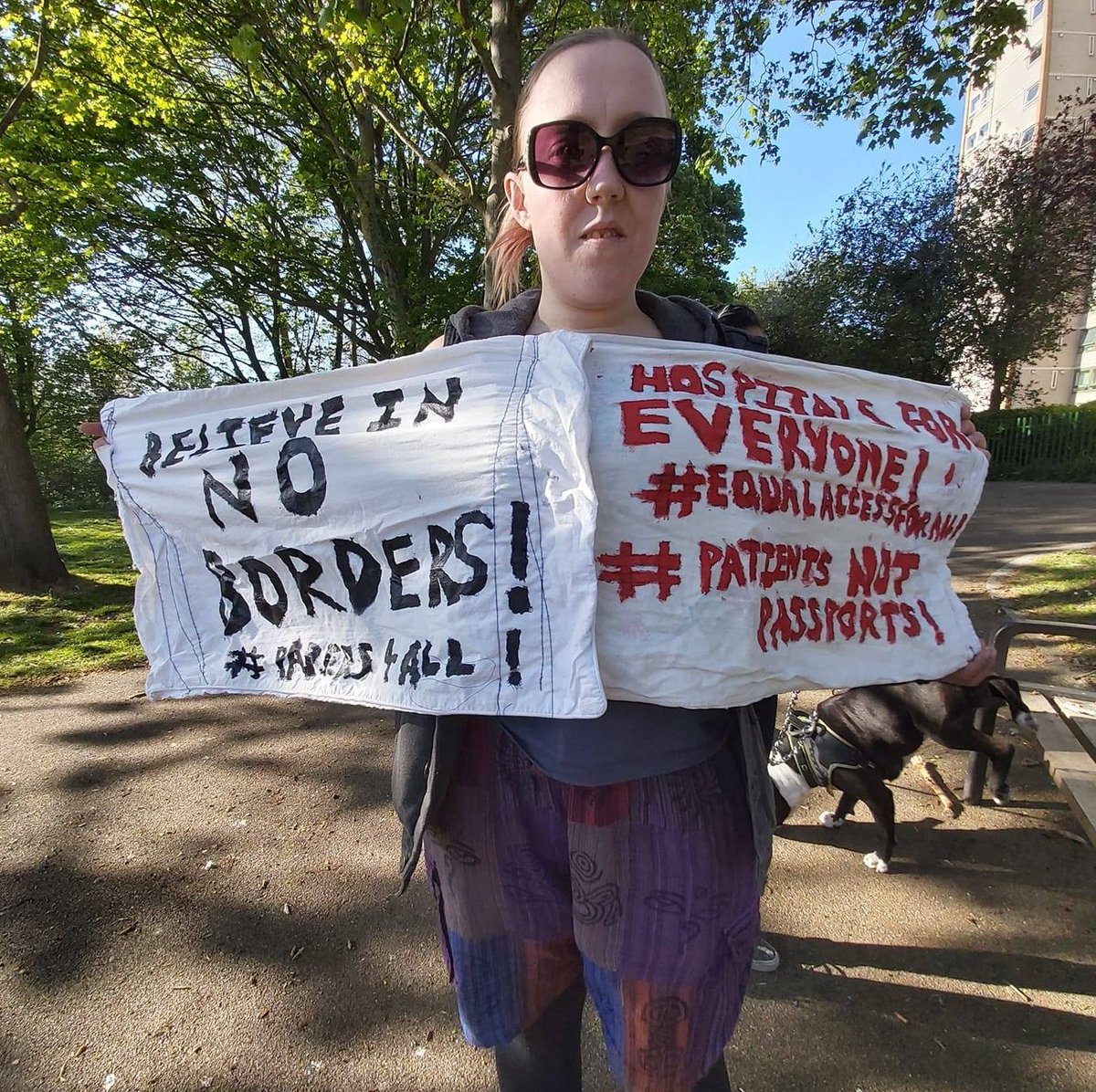 ANudeGoose's tweet image. Believe in No Borders! @ukhomeoffice 
 @patel4witham @LeoVaradkar @DeptJusticeIRL 

@pandemicdemands

#LeaveNoOneBehind #PapersForAll #equalaccessforall #burndowntheborders #patientsnotpassports #nooneissafeuntileveryoneissafe #krafraenPandemi #revendicationsdunepandémie