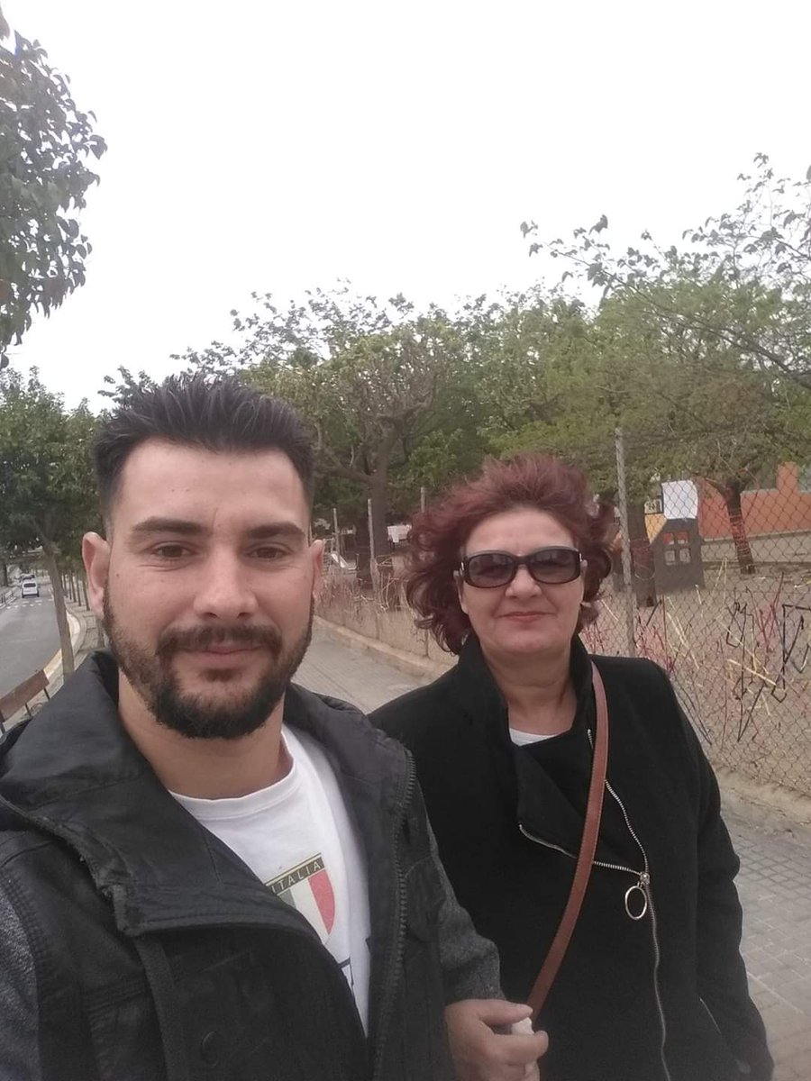 connstructive's tweet image. I do not have many words to tell you about daily life, the big ones are presented at high altitudes, but the little ones are there to represent the giants !! 😉