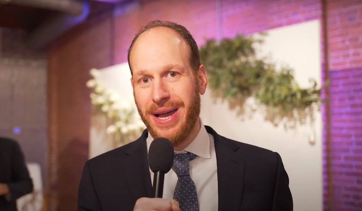 YSaftlas's tweet image. Join me at 10pm tonight, Sun 4/19 @MYBradioNY @77WABCradio MYBradio.com for an insightful discussion with the CEO of @MetCouncil @NYCGreenfield. Topics include: leadership, motivation, dedication and more
#leadership #NewYork #FrontLineHeroes