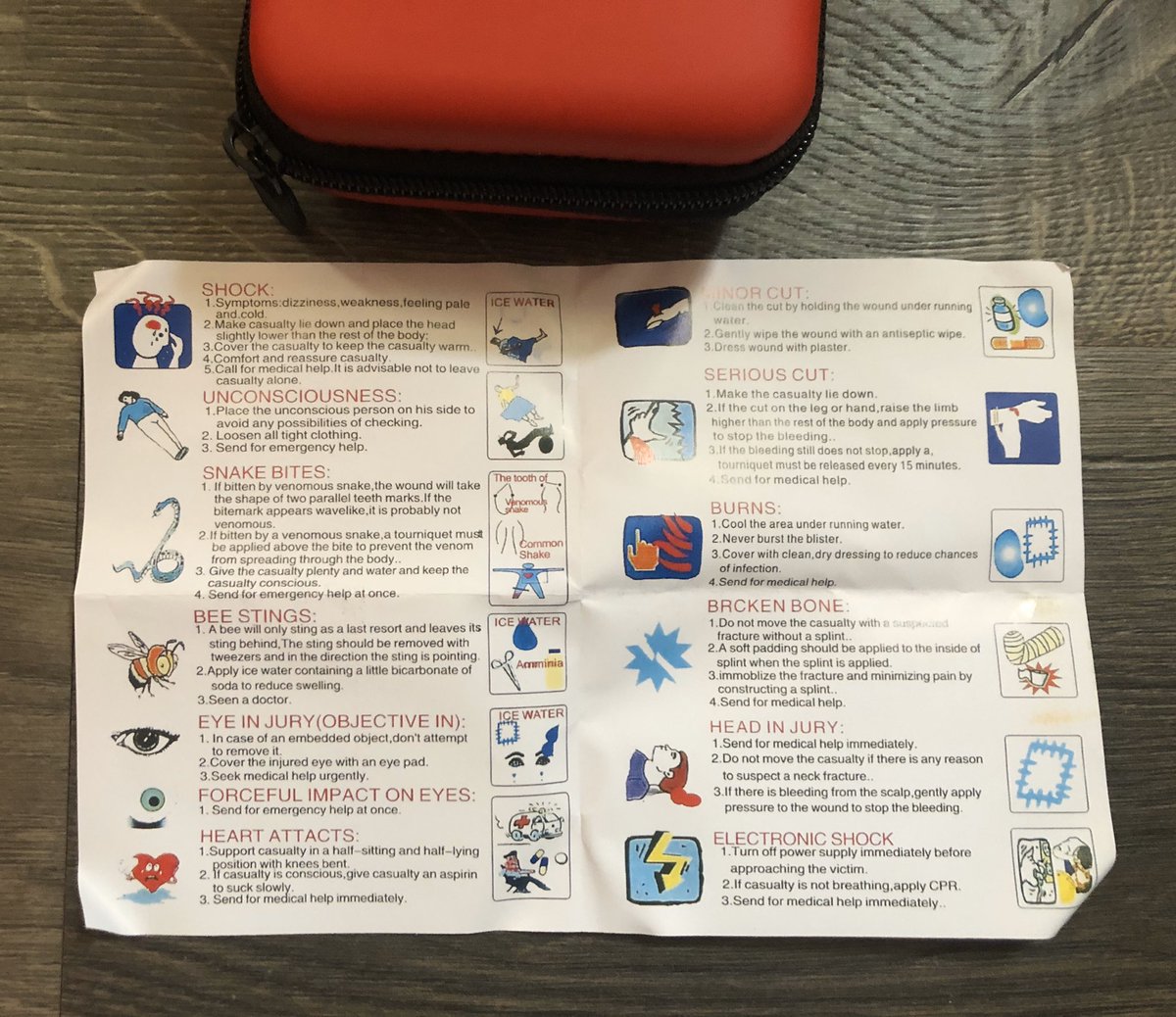 MJBurroughs's tweet photo. Another one from @sumpristyle: a portable first aid kit. There’s even a handy “what to do” guide for different traumas. No excuse not to have one of these babies. 

https://t.co/pkX8nvlu87

#sumpri #firstaidkit #minifirstaidkit #Emergencyfirstaidkit #survivalkit #campingfirstaid https://t.co/RKalwbHptc