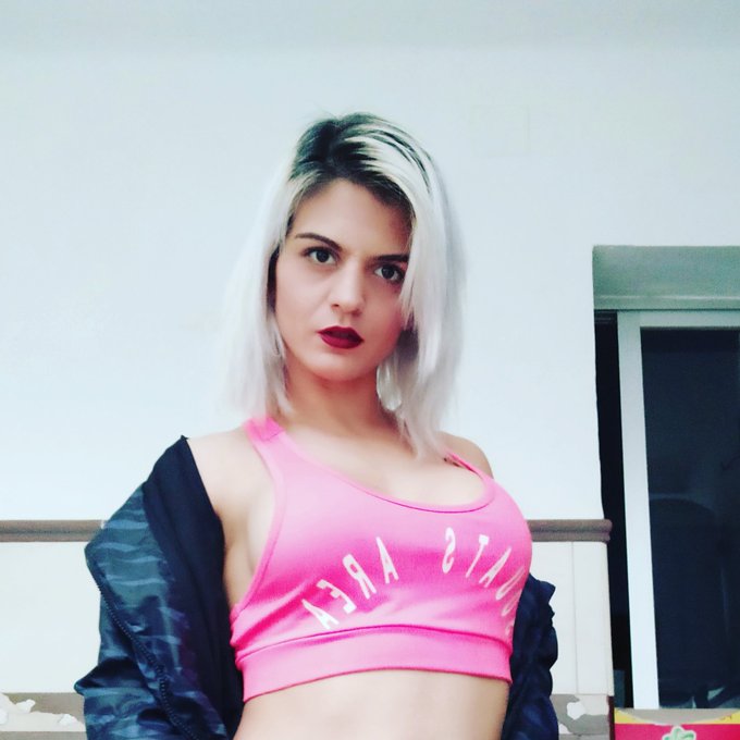 Nuevo cambio espero que os guste😘😘😘😘😘😘😘😘 https://t.co/oN6bgD1UFe