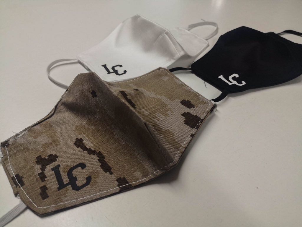 *RT POR FAVOR* 🙏🏽

Hola, somos una pequeña marca de ropa hecha a mano, esta crisis está complicando mucho la continuidad, y hemos decidido hacer mascarillas para quien quiera y pueda apoyarnos, para afrontar los gastos fijos.

Gracias de corazón ❤️

⬇️⬇️⬇️
cutt.ly/Rt6nEVt