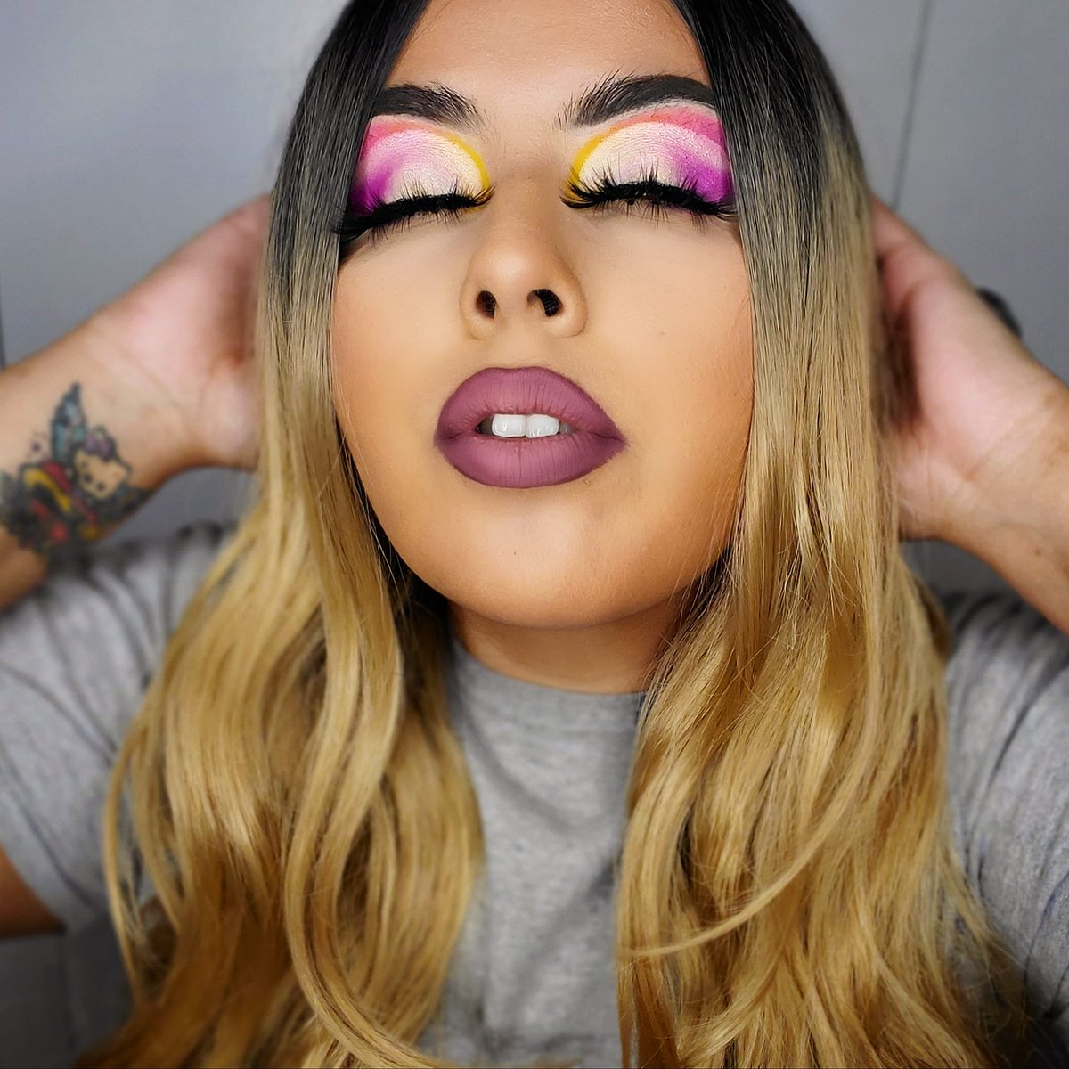 makeupbydevy's tweet photo. @JeffreeStar @shanedawson How I started my Morning 😘😘😘Hi how are ya? Love you uncle Jeffree 🤩I wish everyone luck 🥳 If you could checkout my Instgram page @makeupbydevy It would mean the world to me🙏Just a few of my transformations 💖💖💖 https://t.co/7yRwhdNwwe