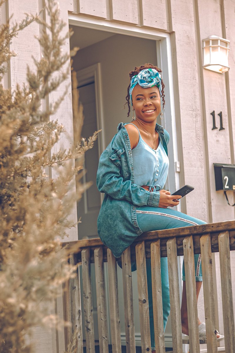 mzbel_gam's tweet photo. 4 frames
4 grades
Pic a Frame (1, 2, 3 or 4)
Btw, Is THE OUTSIDE open yet??? ๐ญ
#OOTD #QuarantineOOTD #FinallySpringWeather #lightroom #SelfPortraits #MimiShotIt https://t.co/yS4DwgjPto