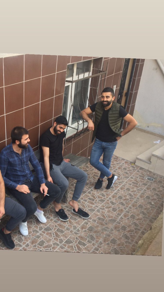 Ferit498's tweet photo. Em nawa maleda beeçin 😀😀 https://t.co/ZIv9uxQdnQ