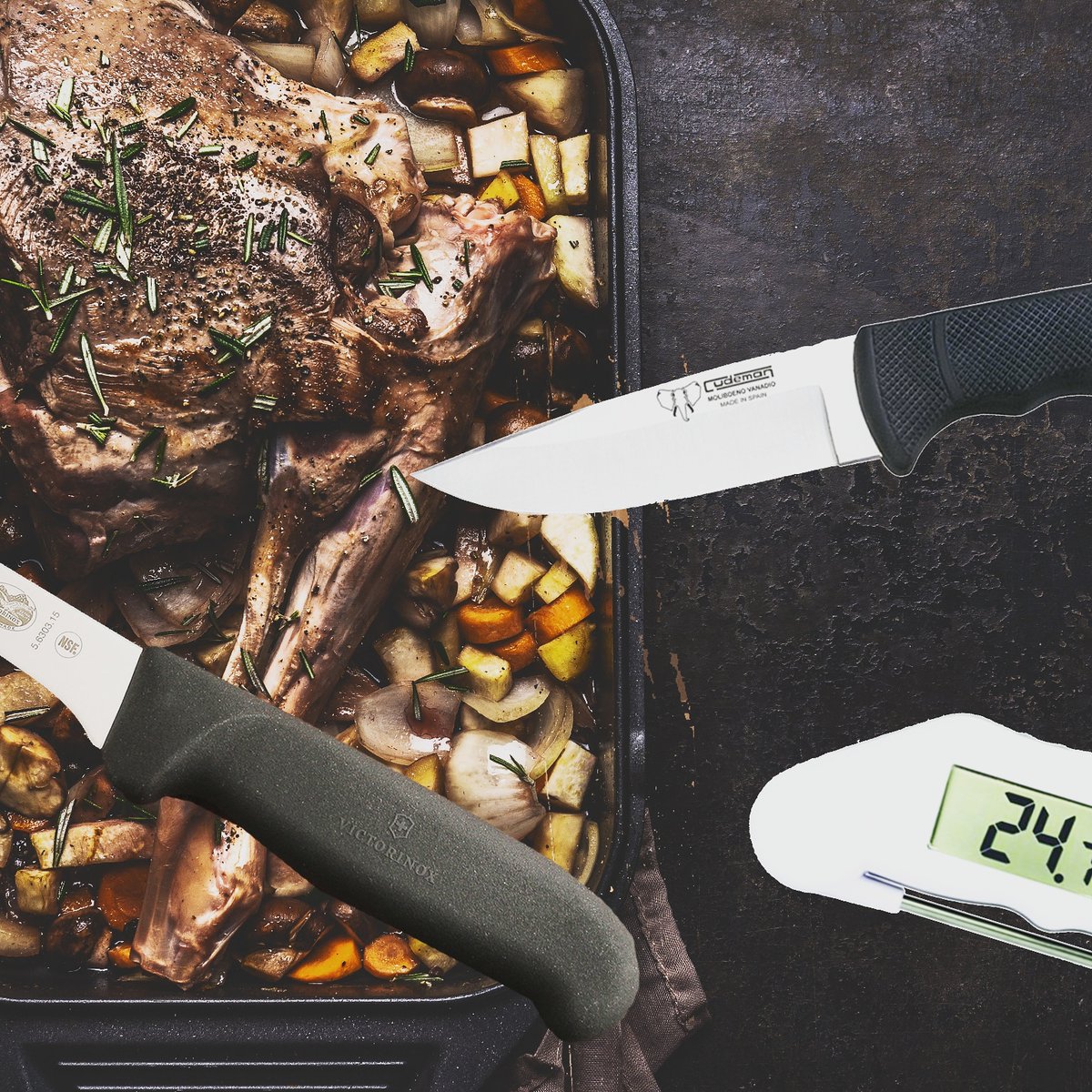 ramsgaard's tweet image. Det er her jægeren og kokken får de rette redskaber til vildt i køkkenet. vildtkok.dk

#vildt #jæger #jagt #gastronomi #rådyr #raae #fasan #phasan #krondyr #dåvildt
#hunting