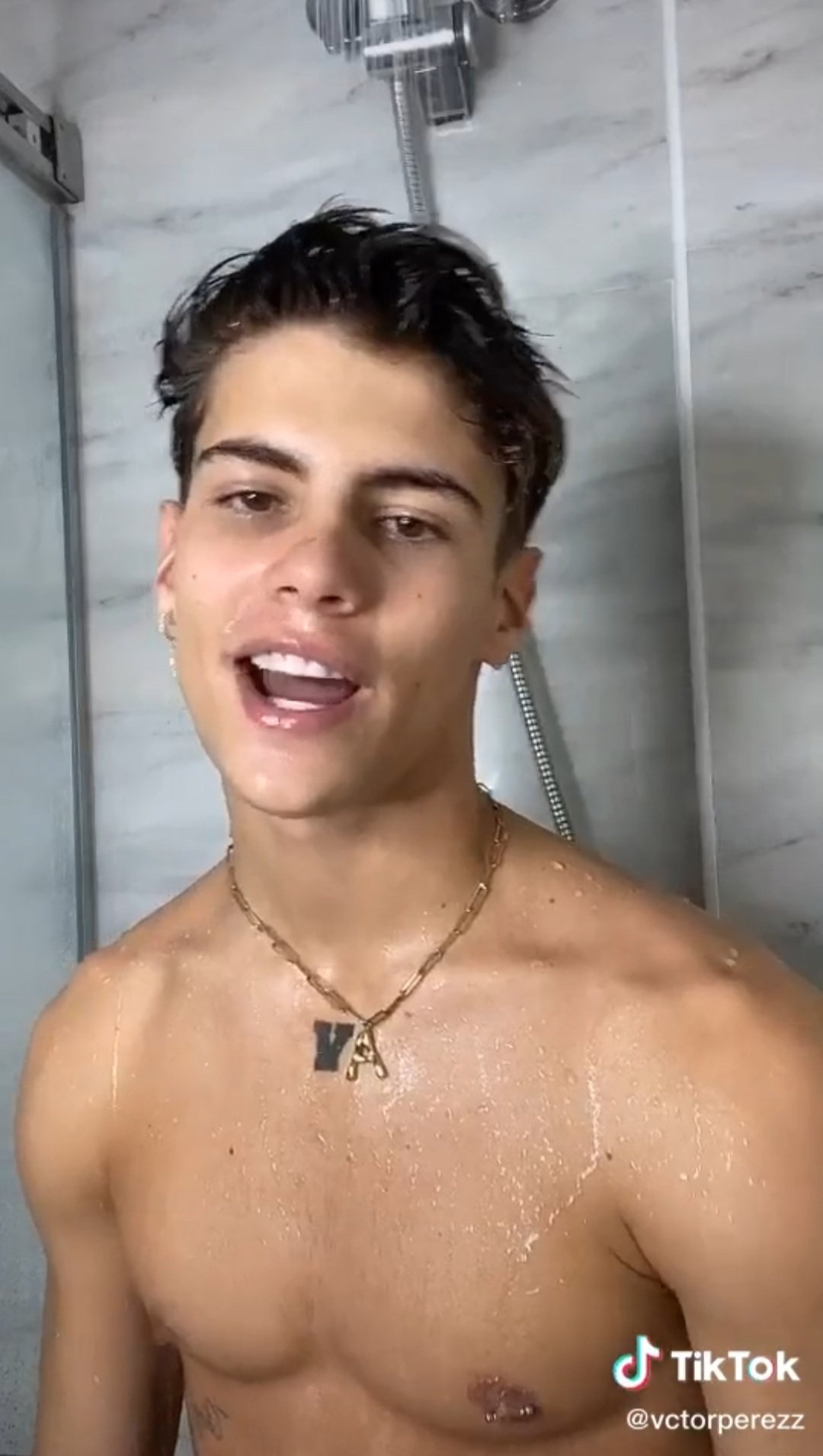 𝗰𝗲𝗹𝗲𝗯𝘀𝗯𝘆𝘀𝗲𝗯 on X: Victor Perez victorperez  t.cokvBpwtEUVf  X