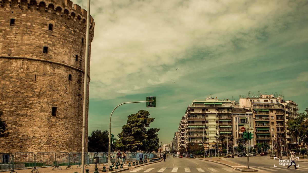 suicico's tweet photo. Κυριακή του Πάσχα στην Θεσσαλονίκη #nocarsday #COVIDー19 https://t.co/iQU0hAVY3v