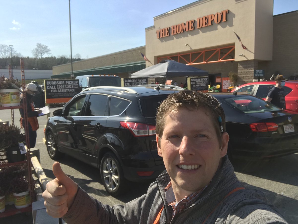 What a great team effort here in South Nashua NH! Our team has completed hundreds of orders just today, I couldn’t be prouder of the team inside and outside the building!  Taking care of customers shopping, pick and stage orders, and complete the curbside pickup is amazing!